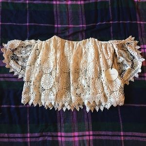 Tularosa knit/crochet lace Amelia crop top